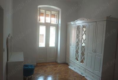 Proprietar Vand apartament zona centrala. - 3