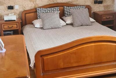 Casă cu 6 camere în Fieni - 8