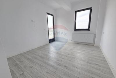Apartament cu 3 camere decomandat în Nord - 4
