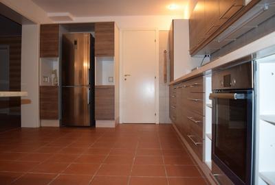 Casă individuală cu 6 camere cu Piscina în Iancu Nicolae - 7