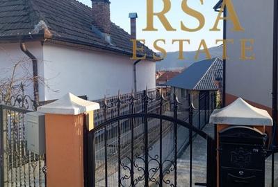 Casă cu 5 camere cu Teren 450 Mp în Central - 3