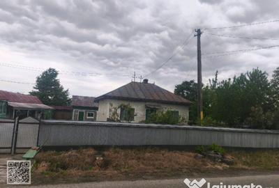 Casă cu 2 camere cu Teren 1600 Mp în Grămești - 6