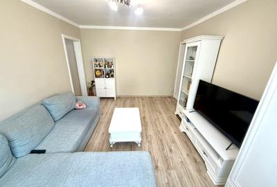 Apartament cu 3 camere semidecomandat, mobilat în Circumvalațiunii - 2