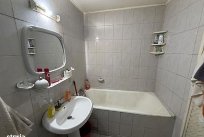 Apartament cu 2 camere decomandat în Moinești - 7