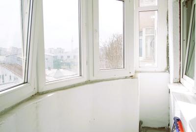 Garsonieră decomandată, mobilată în Vitan Mall - 10