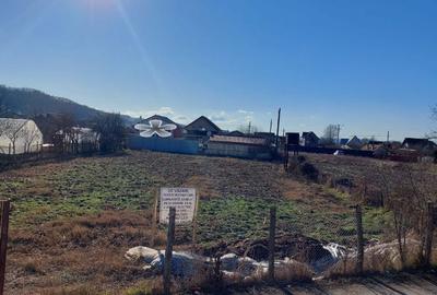 Teren de 1438 mp, în Budești - 3