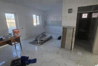 Apartament cu 4 camere decomandat în Central - 7