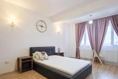 Casă cu 7 camere cu Canalizare în Dragomirești-Deal - 12