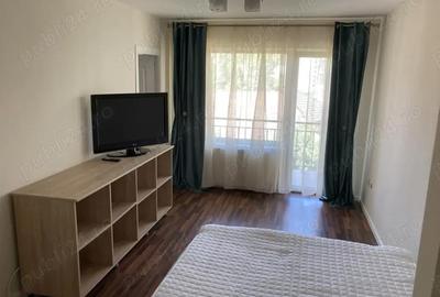 Garsonieră decomandată în Plopilor - 2