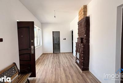 Casă cu 2 camere cu Teren 336 Mp în Petros