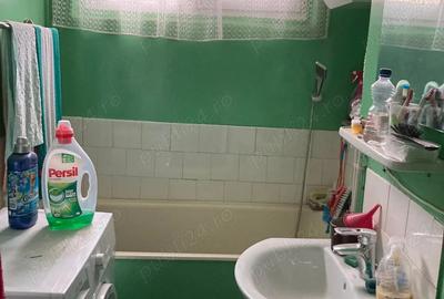 Etaj 1 proprietar .2 camere resita - 3