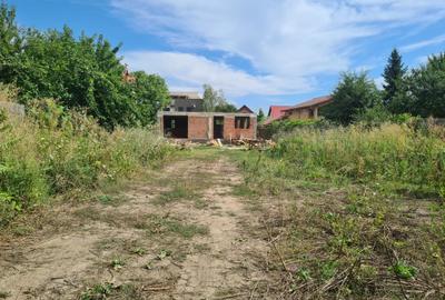 OMNIA-Proprietati alese! Teren mare, casa la rosu, excelent situat. - 8