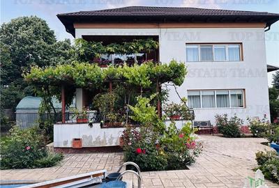 Vila de exceptie 6 camere 450 mp utili, 1000 mp teren, piscina Rosu-Padure Vila de exceptie 6 camere 450 mp utili, 1000 mp teren, piscina Rosu-Padure - 1