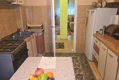 Apartament cu 4 camere decomandat în Micro 15 - 4