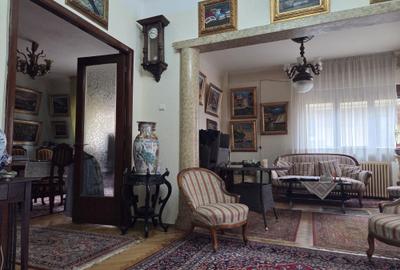 Apartament cu 3 camere circular în P-ța Rosetti