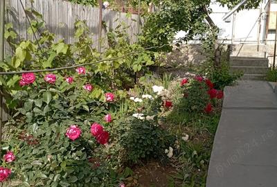 Casa de vanzare, cartier Tuguiata, renovata recent. - 2