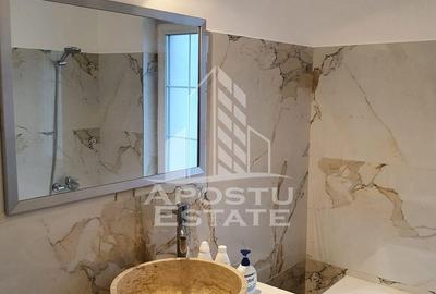 Casă cu 4 camere cu Teren 300 Mp în Central - 1