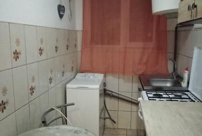 Inchiriez apartament 2 camere zona generala 14 - 4