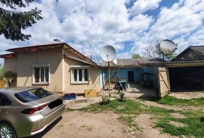 Casă cu 7 camere cu Teren 1400 Mp în Căldărăști - 2
