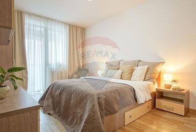 Apartament cu 3 camere decomandat, mobilat în Tractorul - 3