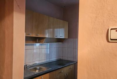Garsonieră decomandată în Central - 9
