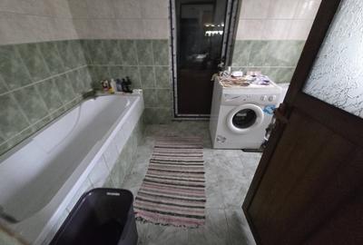 Casa cu Teren intravilan 1500 mp, Centrala termica, Poiana Lacului - 60.000 € - 10