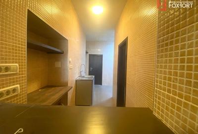 Spațiu comercial, de 140 mp, în Central - 2