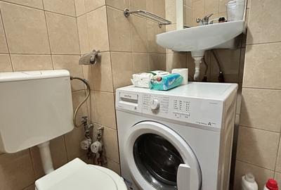 Apartament cu 3 camere decomandat, mobilat în Basarabia - 12