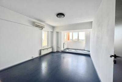 Apartament cu 4 camere decomandat în P-ța Unirii - 12