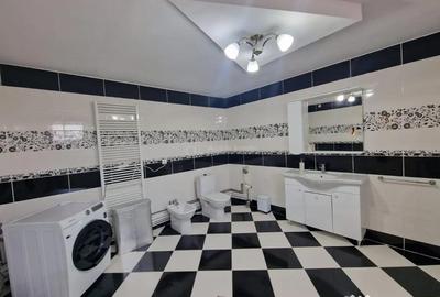 Casă cu 4 camere cu Teren 680 Mp în Triaj - 3