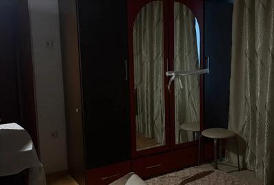 Apartament cu 4 camere decomandat în Central - 1