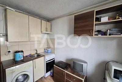 Garsoniera decomandata etaj intermediar 1 zona Vasile Aaron - 5