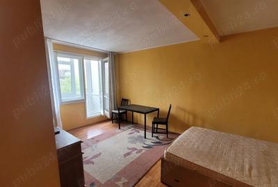 Tineretului poenari etaj 4 - 1