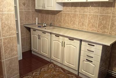 Apartament cu 3 camere decomandat în Central - 6