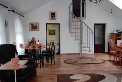 Casă cu 5 camere în Central - 3