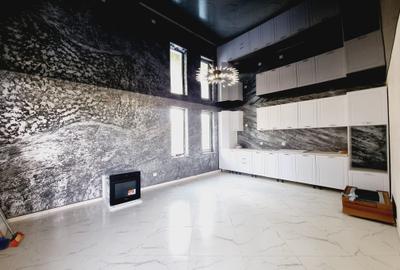 Casa la pret de apartament in Sat Costi!