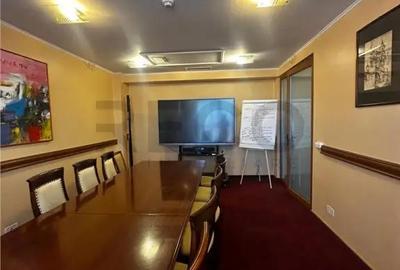 Spațiu comercial, de 32 mp, în Central - 2