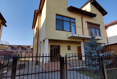 Casă cu 4 camere cu Teren 268 Mp în Central - 9