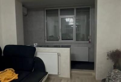 Apartament cu 3 camere semidecomandat, mobilat în Micro 17 - 6