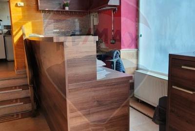 Spațiu comercial, de 129 mp, în Semicentral - 21