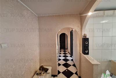 Apartament cu 3 camere decomandat, mobilat în Viziru 3 - 5