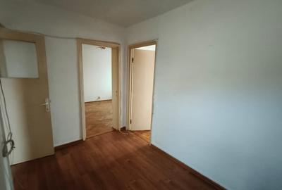 Apartament 3 camere de vanzare – zona 9 Mai, Targu Jiu - 5