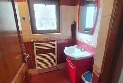 De inchiriat Vila 8 Camere, Romana sect 2 - 12