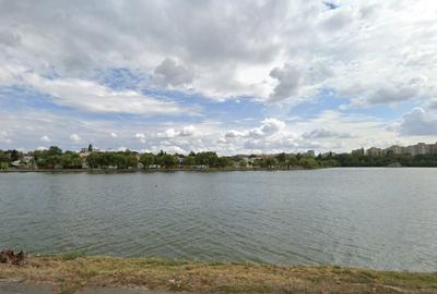 VAND TEREN INTRAVILAN 300 MP CU 2 DESCHIDERI LANGA LACUL TEI - 3