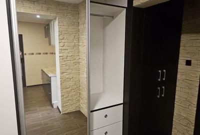 Apartament cu 2 camere decomandat în Peneș Curcanul - 1