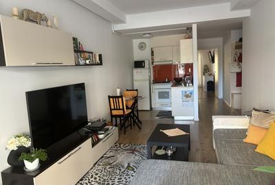 Tunari, Cosmopolis - 3