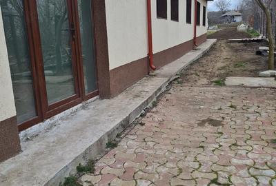 Casă cu 6 camere cu Teren 1500 Mp în Central - 5