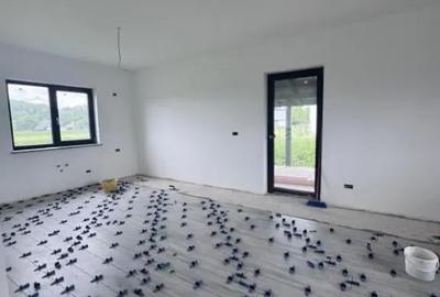 Casă cu 5 camere cu Teren 800 Mp în Horodnic - 6