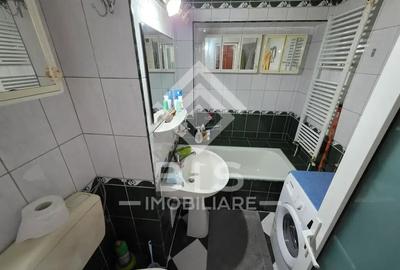 Apartament 2  camere decomandat Etaj 3 - 5
