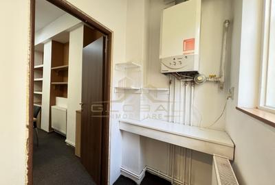 Apartament cu 2 camere semidecomandat, mobilat în Central - 9